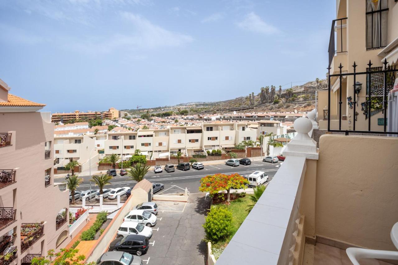 Castle Harbour Phoebe'S Flat Los Cristianos By Lovetenerife Экстерьер фото