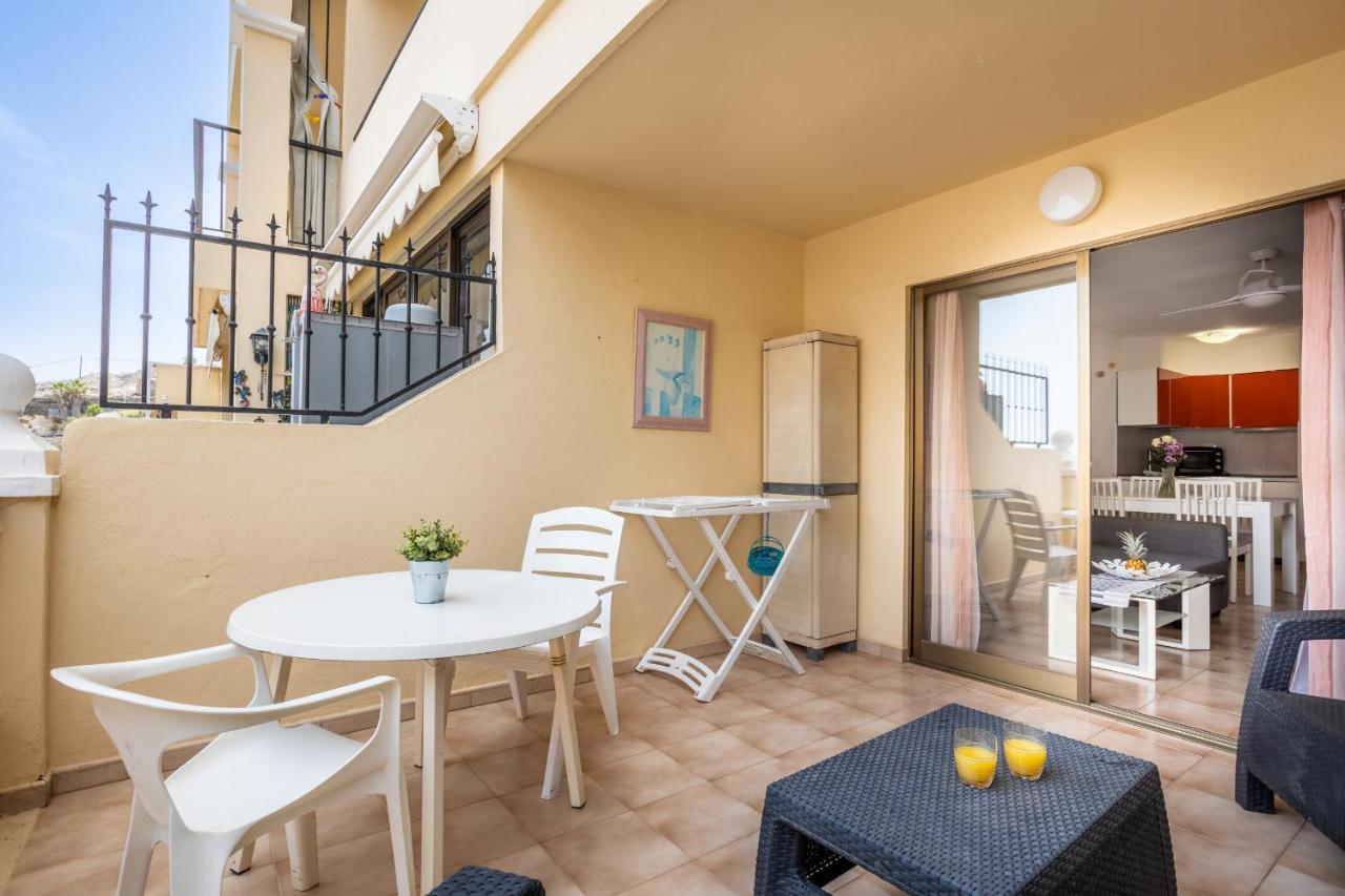 Castle Harbour Phoebe'S Flat Los Cristianos By Lovetenerife Экстерьер фото