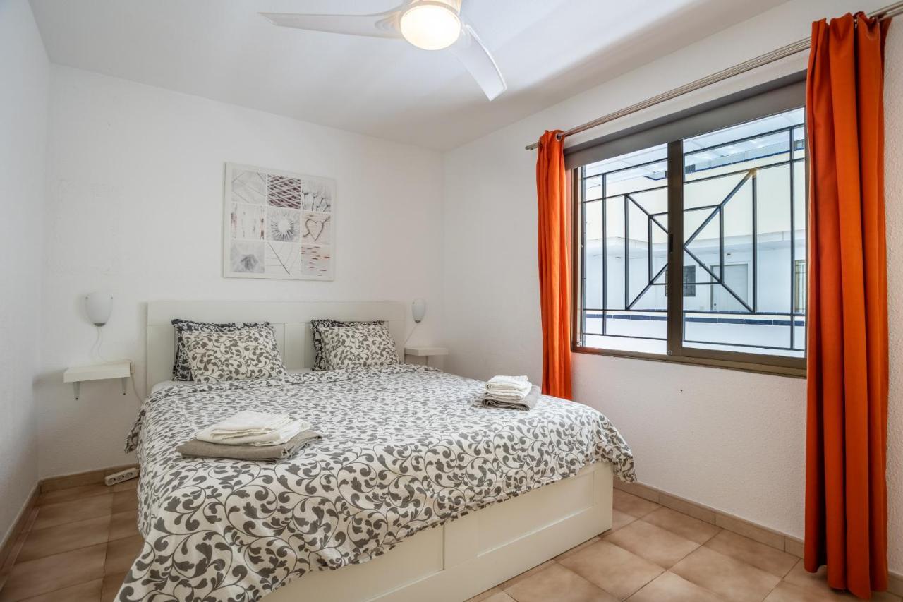 Castle Harbour Phoebe'S Flat Los Cristianos By Lovetenerife Экстерьер фото